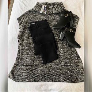 NWT VICI Collection Grey Sweater Poncho